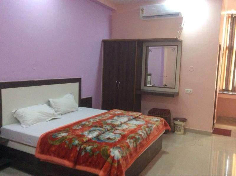 Hotelyashpalace Maihar Buitenkant foto